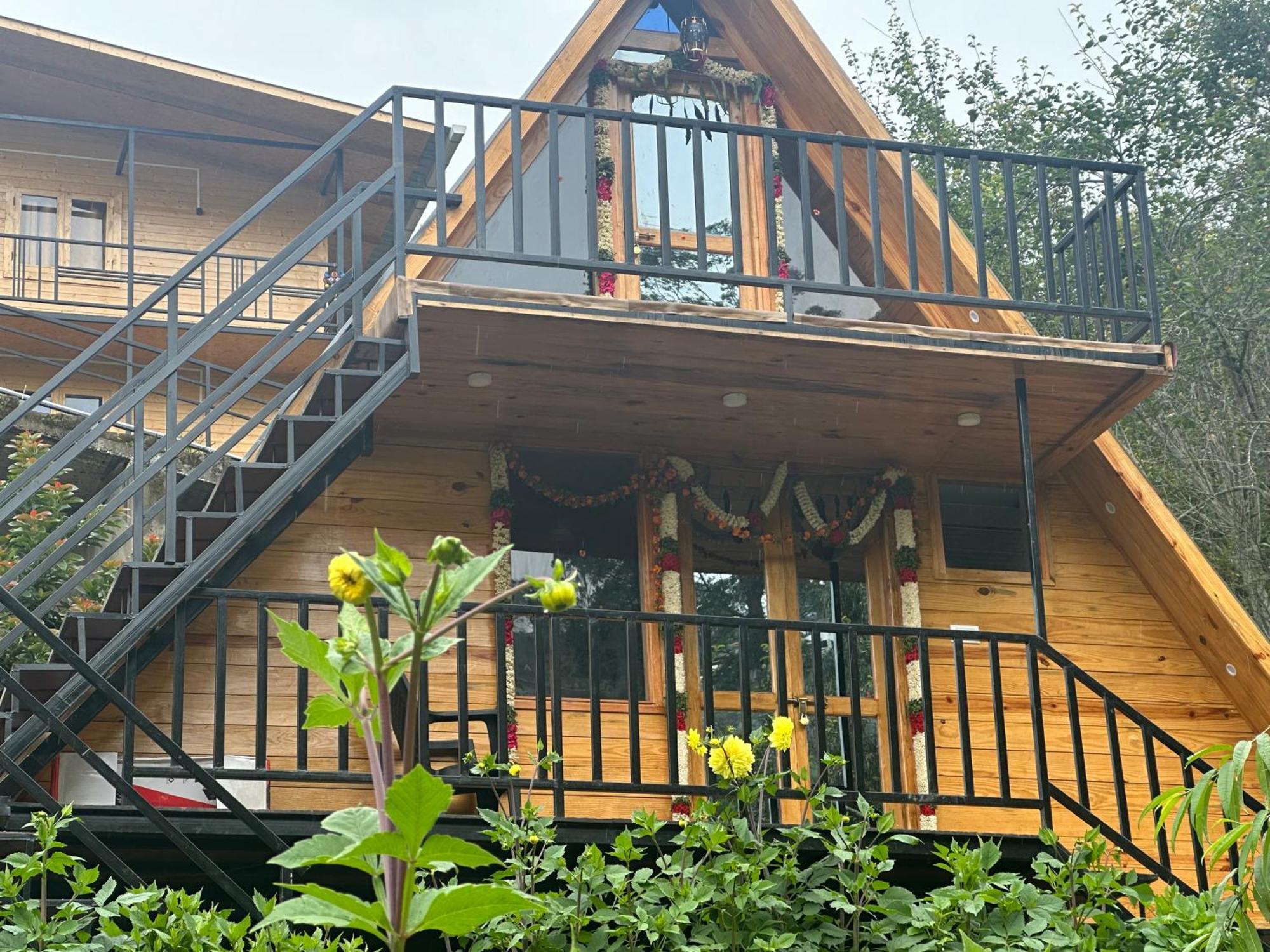 Magica Mount A Frame Wood House Kodaikanal Exterior foto